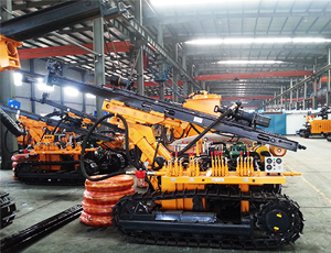 KG910B/YC910B型露天潛孔鉆車(chē)