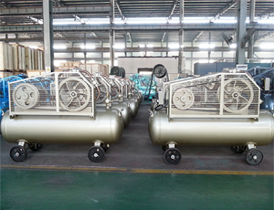 KS工業(yè)用活塞式空氣壓縮機(jī)