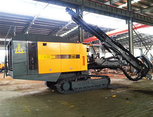 KT15 一體式潛孔鉆車